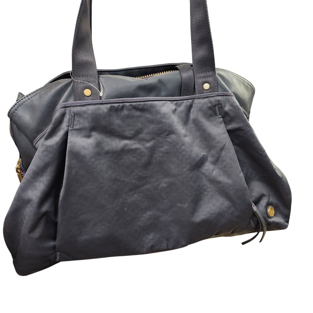 Lululemonβ athletica Urban Warrior Grey duffle bag gym yoga sporty